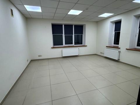 комерційна за адресою Степана Рудницького вул. (Академіка Вільямса), 2-Б