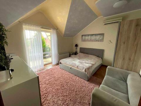 дом по адресу Добробутна ул.