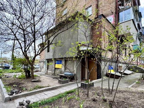 комерційна за адресою Зоологічна вул., 4-А