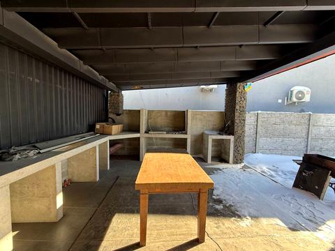 будинок за адресою Павла Загребельного вул.