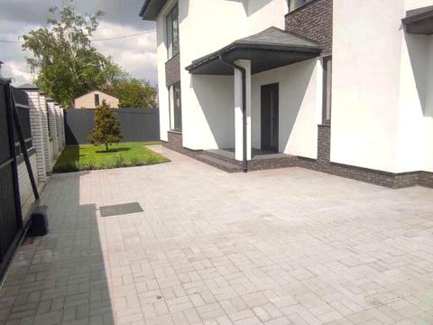 будинок за адресою центральна