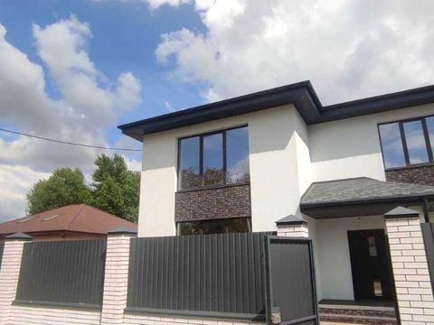 будинок за адресою центральна