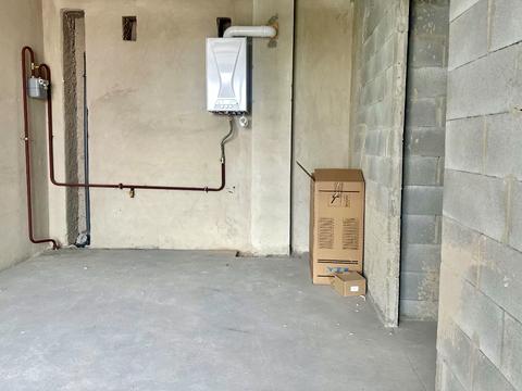 квартира за адресою Українська вул., 12/1