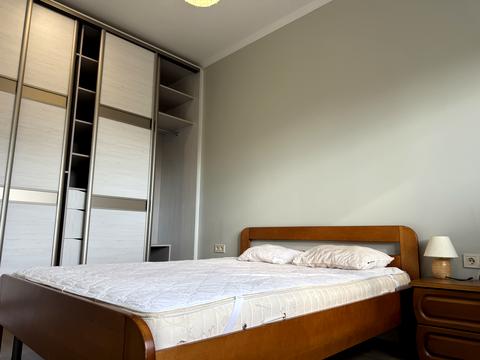 квартира за адресою Василя Тютюнника вул. (Анрі Барбюса), 53