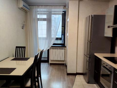 квартира за адресою Миколи Амосова вул., 2