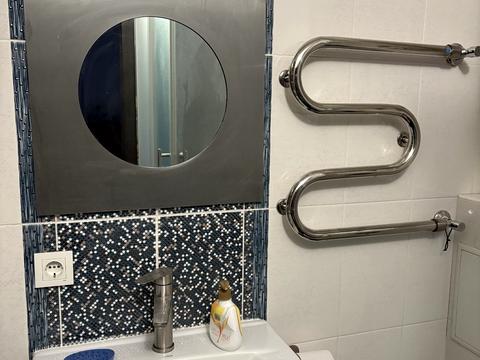 квартира за адресою Анни Ахматової вул., 22