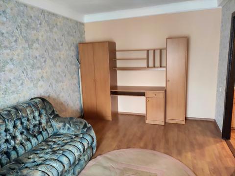 квартира за адресою Героїв полку "Азов" вул. (Маршала Малиновського), 32-Б