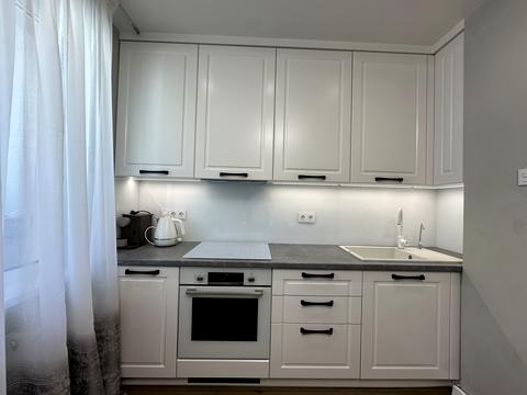 квартира за адресою Софії Русової вул., 7-А