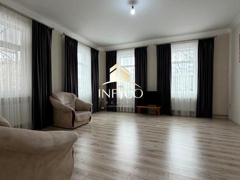 дом по адресу Героїв Маріуполя ул., 4