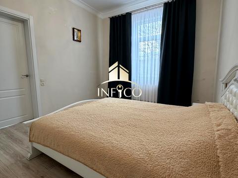 дом по адресу Героїв Маріуполя ул., 4