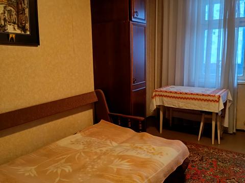 квартира за адресою Сержа Лифаря вул. (Олександра Сабурова), 5