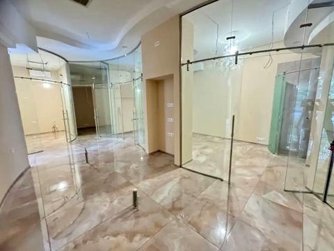 коммерческая по адресу Владимира Антоновича ул. (Свердлова), 36-К