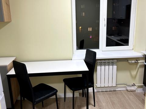 квартира за адресою Дмитра Яворницького вул. (), 12