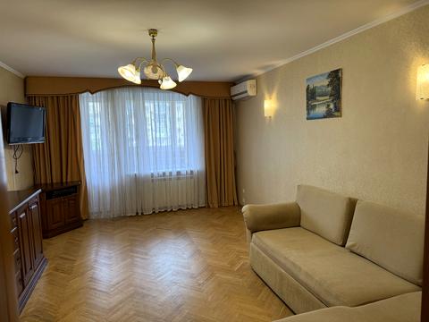 квартира за адресою Валерія Лобановського просп. (Червонозоряний), 18