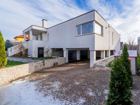 будинок за адресою Санаторна