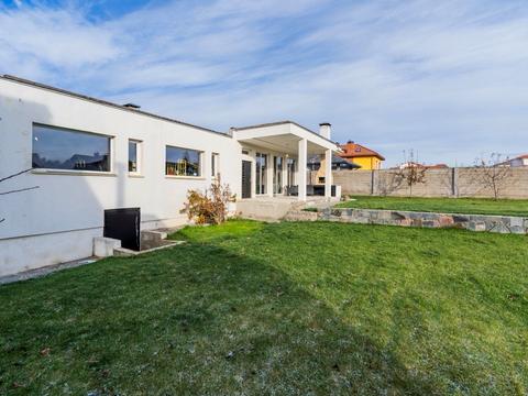 будинок за адресою Санаторна