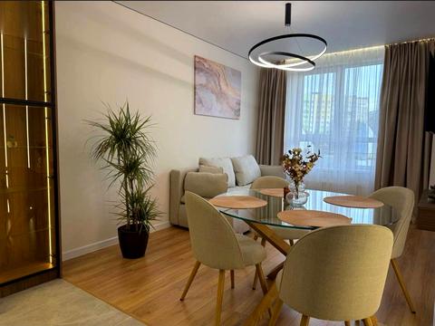 квартира за адресою Володимира Навроцького вул., 31-А