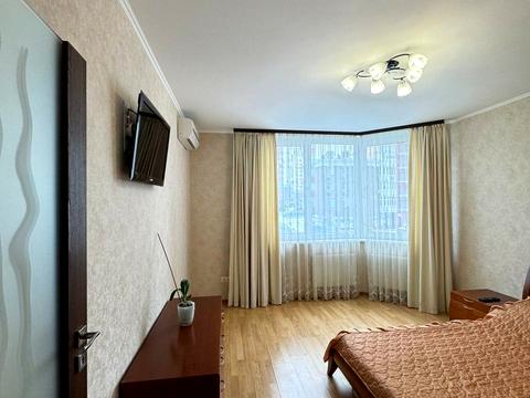 квартира за адресою Василя Симоненка вул., 5-А