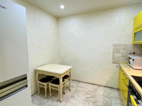 квартира за адресою Василя Симоненка вул., 5-А