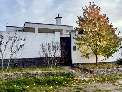 будинок за адресою Санаторна