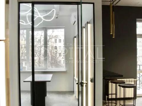 коммерческая по адресу Князей Острожских ул. (Московська), 46/2