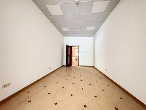 комерційна за адресою Героїв УПА вул., 3