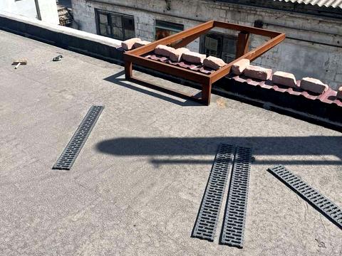 коммерческая по адресу Портовая ул., 4