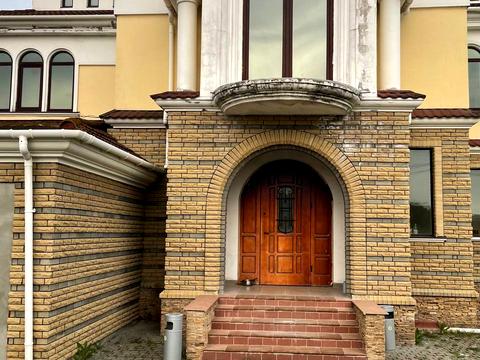 будинок за адресою Риболовецька вул., 1