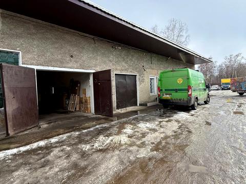 комерційна за адресою Польова вул., 10В