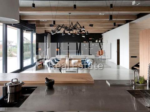 будинок за адресою Валова вул.