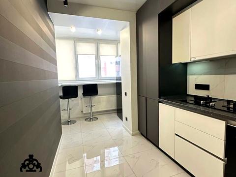 квартира за адресою Машинобудівників вул., 27