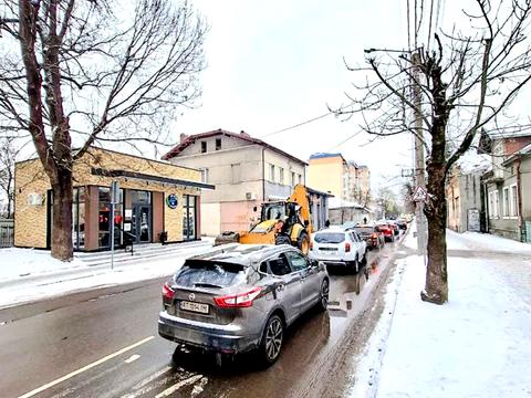 комерційна за адресою Вовчинецька вул., 115