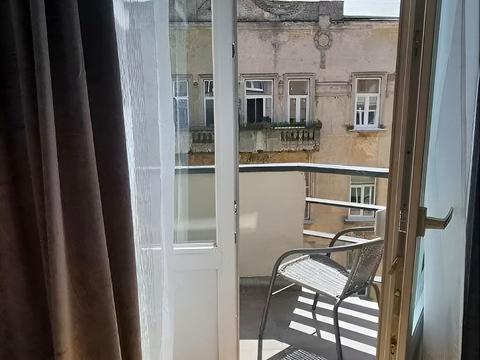 квартира за адресою Гетьмана Петра Дорошенка вул. (Жовтнева), 12