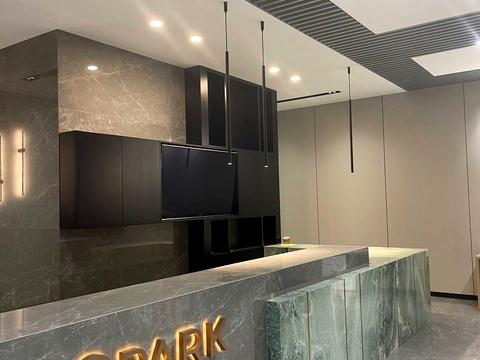 комерційна за адресою Пасічна вул., 162