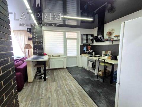 квартира за адресою Академіка Глушкова просп., 9-В