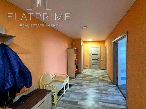 квартира за адресою Академіка Глушкова просп., 9-В