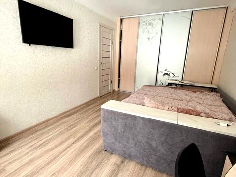 квартира за адресою Космічна вул., 5