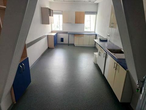 комерційна за адресою Вадима Гетьмана вул., 25/43