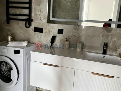 квартира по адресу Максимовича ул., 21-Г