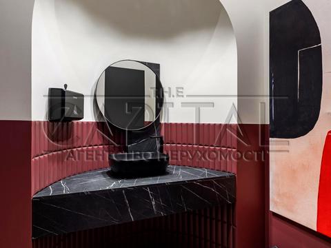 коммерческая по адресу Антоновича ул. (Горького), 9