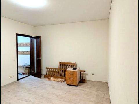 квартира за адресою Героїв Майдану вул. (Театральна), 17