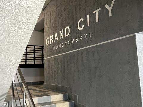 квартира по адресу Домбровського ул., (Будинок 3)