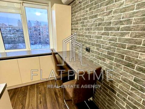 квартира за адресою Володимира Івасюка просп. (Героїв Сталінграду), 9