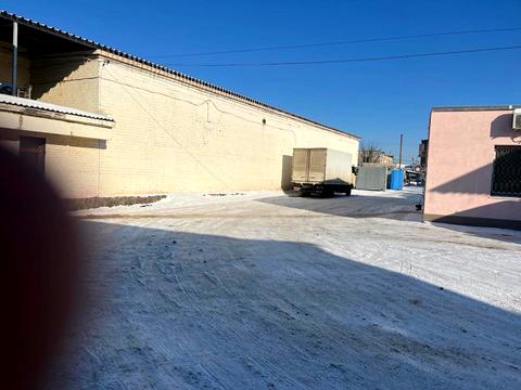 комерційна за адресою Польова вул., 77