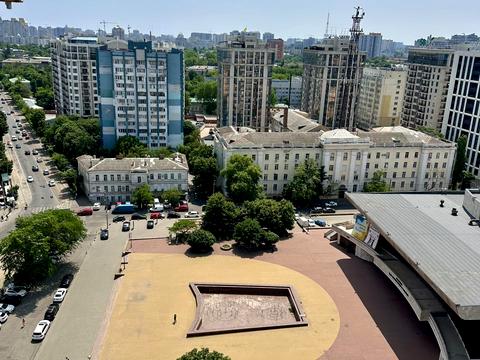 квартира за адресою Леонтовича вул. (Бєлінського), 16