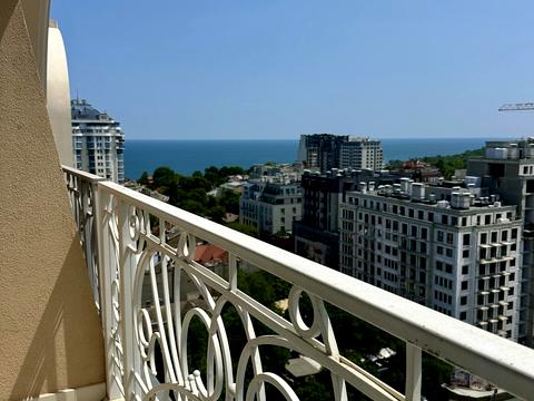 квартира за адресою Леонтовича вул. (Бєлінського), 16