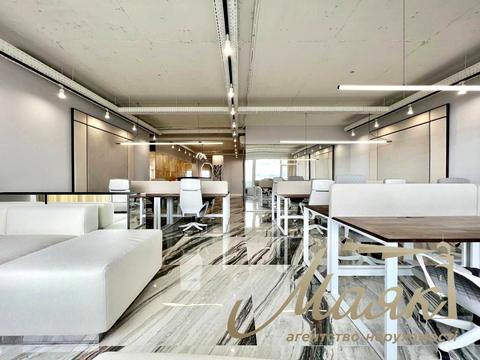 комерційна за адресою Кловський узвіз (Кловський), 7a