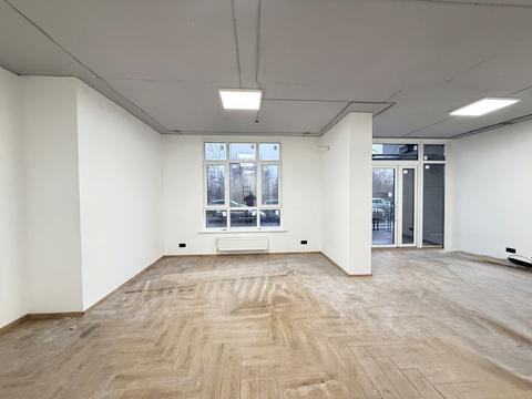 комерційна за адресою Тираспольська вул., 52-60