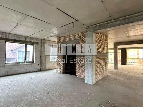 комерційна за адресою Дорошенко вул., 16