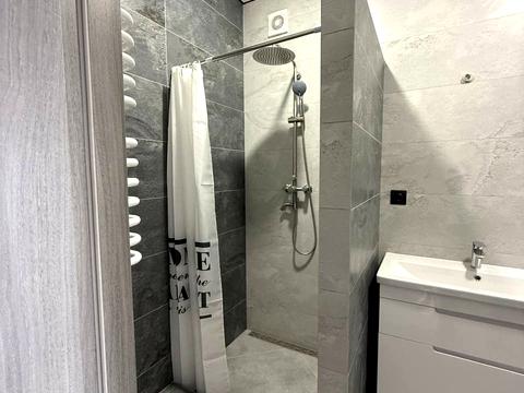 квартира за адресою Гетьмана Мазепи вул. (Красовського), 33